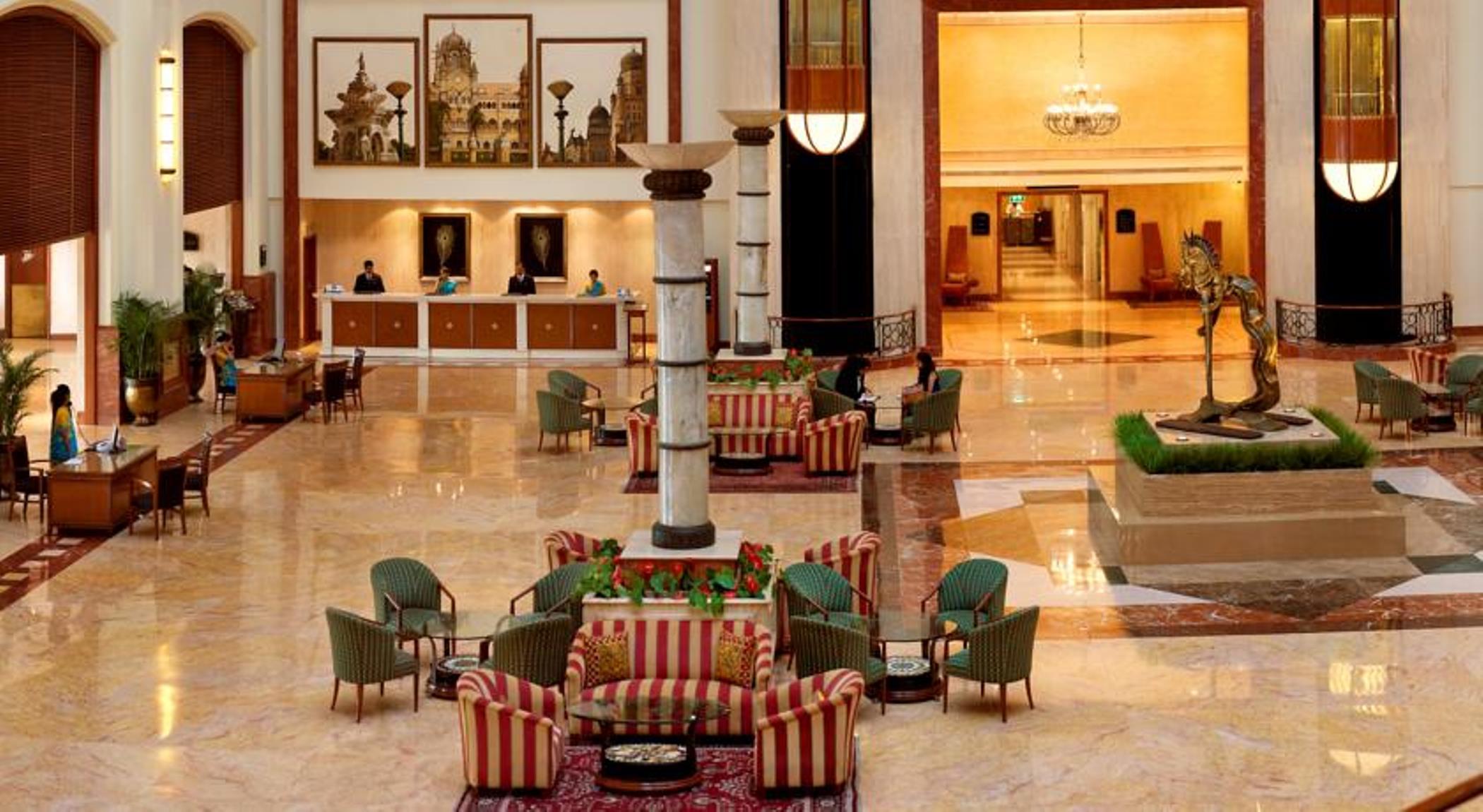 The Lalit Mumbai Hotel Kültér fotó The lobby of the Taj Mahal Palace